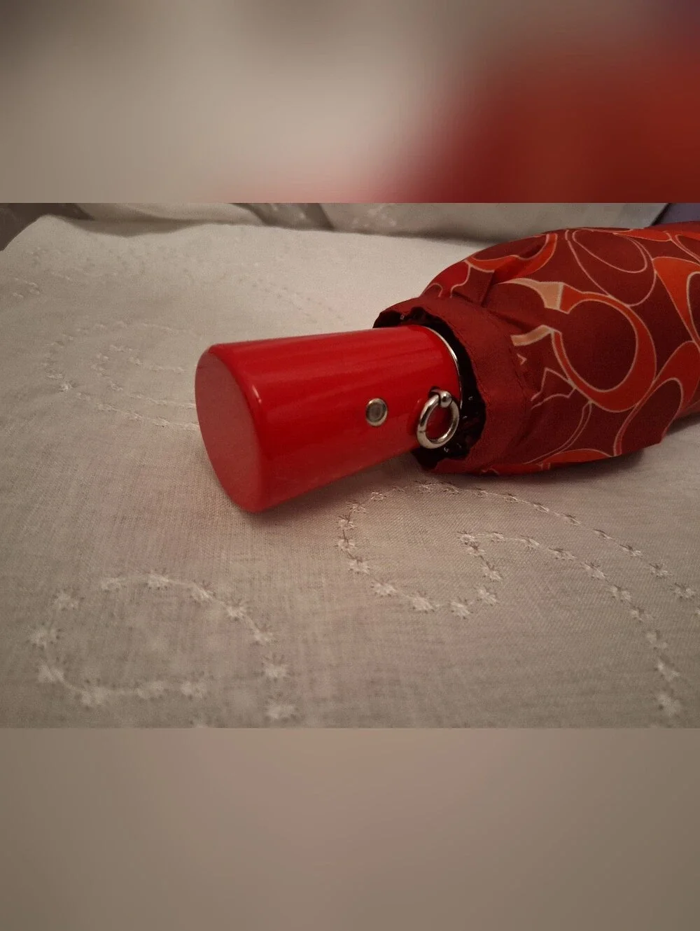 Coach Compact Umbrella in Red and Cream Signature Print - Picture 2 of 7